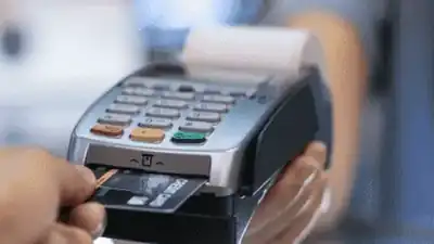 Credit Cards: How They Work, Benefits, Risks, and the Latest Trends